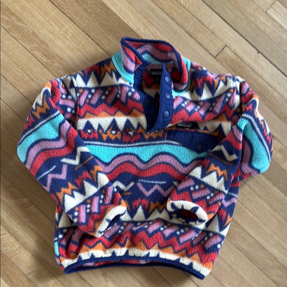 Colorful Patterned Fleece Pullover